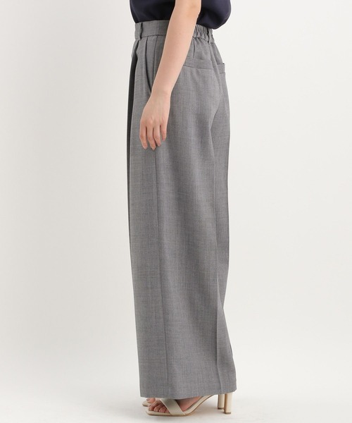 Andemiu（アンデミュウ）の「ライトセンタープレスワイドパンツ577640（スラックス・レディース・チャコールグレー/ライトベージュ・SMALL/MEDIUM）」の15枚目の写真