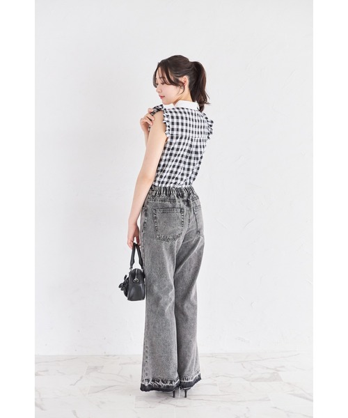 tocco closet(トッコ クローゼット)の「【ZOZO限定】レース×ダメージ加工フレアデニムパンツ(デニムパンツ・レディース・ブルー/ブラック/サックスブルー・M)」の6枚目の写真