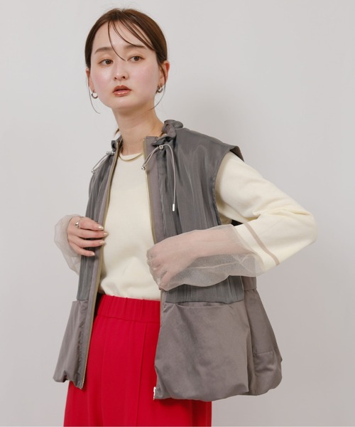 palm RICHE(ポームリシュ)の「異素材切り替えバルーンヘムベスト(ベスト・レディース・ブラック/グレー・M)」の17枚目の写真