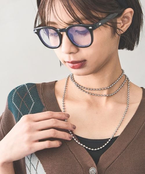 PAGEBOY（ページボーイ）の「【ステンレス素材】ロングボールチェーンネックレス（ネックレス・レディース・ブラック/グレイッシュベージュ・FREE）」の3枚目の写真