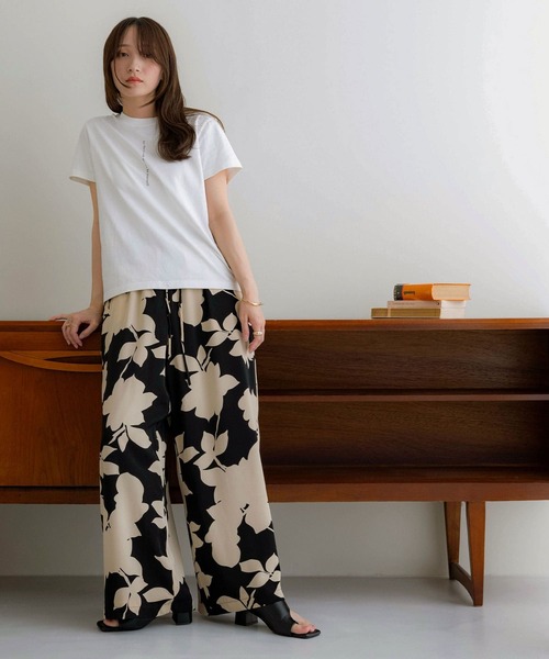 NOAHL(ノアル)の「【NOAHL】ボタニカルパンツ(その他パンツ・レディース・ブラウン系/ブラック系・M/S)」の12枚目の写真