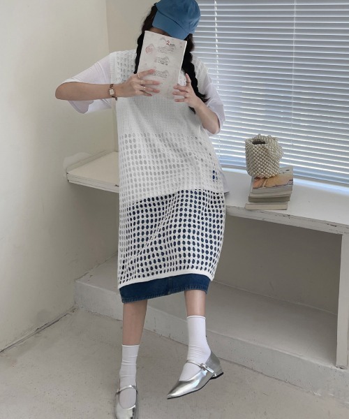 Miniministore(ミニミニストア)の「透かし編みロングベストサイドスリット夏服(ベスト・レディース・ホワイト/ブラック・FREE)」の19枚目の写真