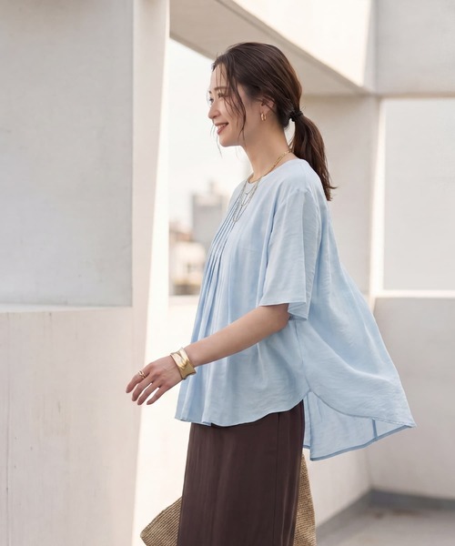 STYLE DELI（スタイルデリ）の「【LUXE】シボ生地プリーツタック５分袖ブラウス（Tシャツ/カットソー・レディース・ブルー系/オレンジ・FREE）」の10枚目の写真