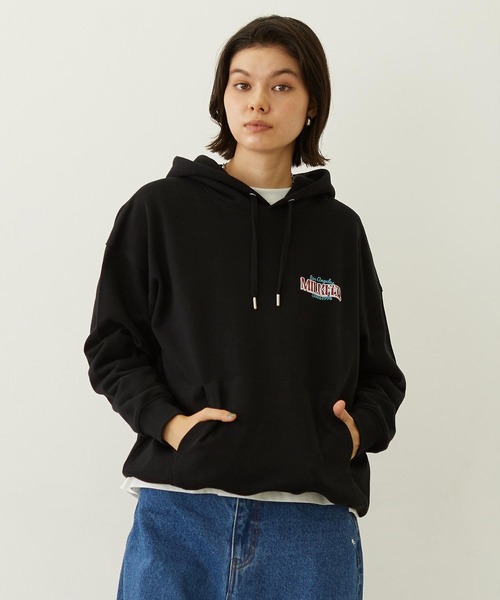 MILKFED.(ミルクフェド)の「DOODLE LOGO SWEAT HOODIE(パーカー・レディース・オフホワイト/ブラック/オリーブ・M/L)」の4枚目の写真