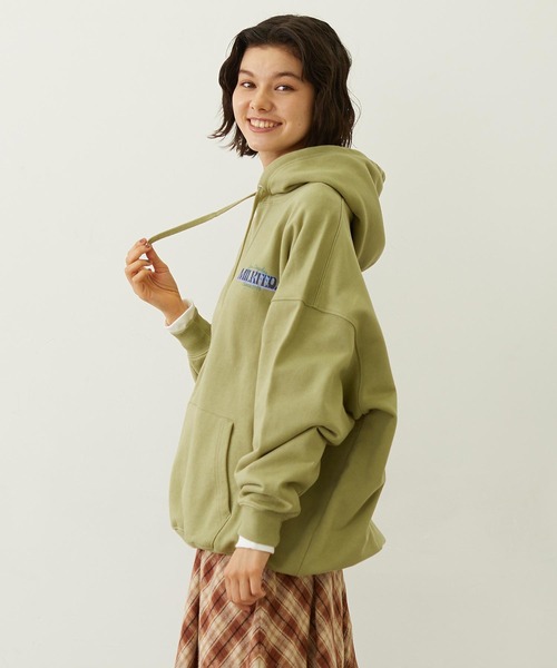 MILKFED.(ミルクフェド)の「DOODLE LOGO SWEAT HOODIE(パーカー・レディース・オフホワイト/ブラック/オリーブ・M/L)」の11枚目の写真