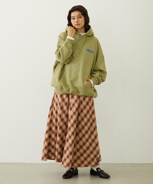 MILKFED.(ミルクフェド)の「DOODLE LOGO SWEAT HOODIE(パーカー・レディース・オフホワイト/ブラック/オリーブ・M/L)」の15枚目の写真