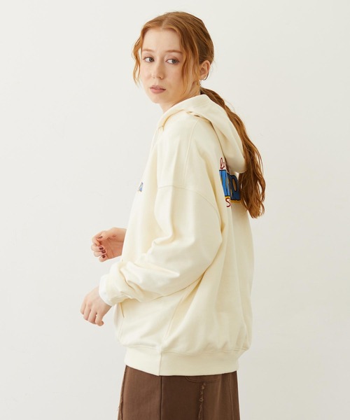 MILKFED.(ミルクフェド)の「DOODLE LOGO SWEAT HOODIE(パーカー・レディース・オフホワイト/ブラック/オリーブ・M/L)」の17枚目の写真