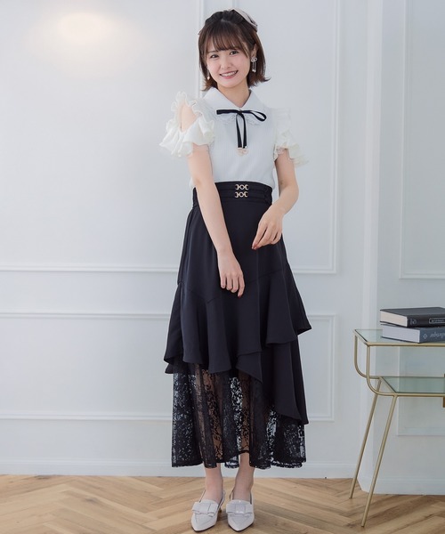 couture BY ROJITA(クチュールバイロジータ)の「ショルダーラッフルフリルトップス(Tシャツ/カットソー・レディース・ボルドー/ブラック/ホワイト・FREE)」の9枚目の写真
