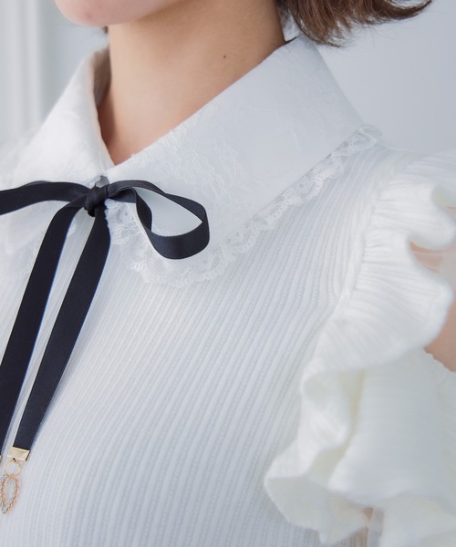 couture BY ROJITA(クチュールバイロジータ)の「ショルダーラッフルフリルトップス(Tシャツ/カットソー・レディース・ボルドー/ブラック/ホワイト・FREE)」の6枚目の写真
