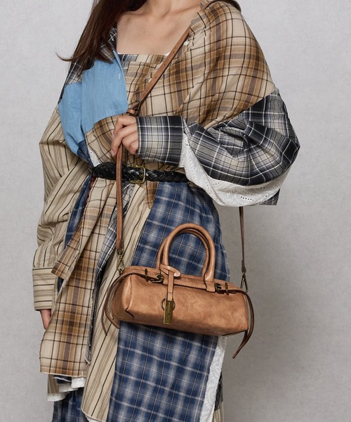 Ungrid(アングリッド)の「【Ungrid/アングリッド】 ヴィンテージ ワイドミニボストンバッグ(ボストンバッグ・レディース・ベージュ/ダークブラウン/キャメル/ブラック/アイボリー/グレイッシュベージュ・FREE)」の10枚目の写真