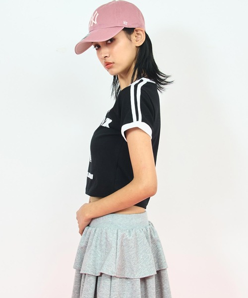 ANAP（アナップ）の「ライン Vネック ゲーミング プリント Tシャツ（Tシャツ/カットソー・レディース・ホワイト/ブラック・FREE）」の4枚目の写真