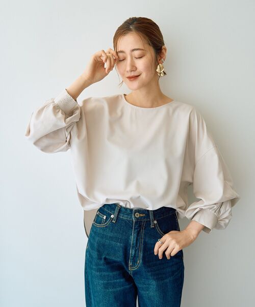 YECCA VECCA（イェッカヴェッカ）の「2wayボリューム袖ブラウス（シャツ/ブラウス・レディース・ライトベージュ/ブルーグリーン/ボルドー/ハウンドトゥース・FREE）」の9枚目の写真