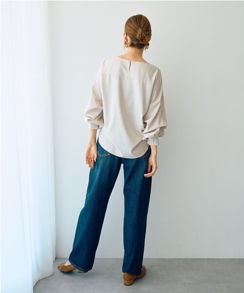 YECCA VECCA（イェッカヴェッカ）の「2wayボリューム袖ブラウス（シャツ/ブラウス・レディース・ライトベージュ/ブルーグリーン/ボルドー/ハウンドトゥース・FREE）」の15枚目の写真