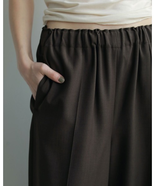 MIDWEST（ミッドウエスト）の「anuke Pintuck Wide Pants（その他パンツ・レディース・ブラック/ブラウン・38/36）」の4枚目の写真