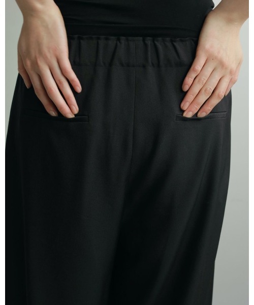 MIDWEST（ミッドウエスト）の「anuke Pintuck Wide Pants（その他パンツ・レディース・ブラック/ブラウン・38/36）」の9枚目の写真