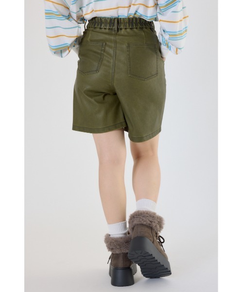 RODEO CROWNS WIDE BOWL（ロデオクラウンズワイドボウル）の「ヴィンテージフェイクレザーハーフパンツ（その他パンツ・レディース・ブラック/ダークグリーン/ブラウン・SMALL/MEDIUM）」の18枚目の写真