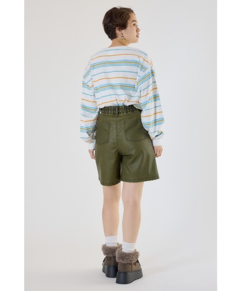 RODEO CROWNS WIDE BOWL（ロデオクラウンズワイドボウル）の「ヴィンテージフェイクレザーハーフパンツ（その他パンツ・レディース・ブラック/ダークグリーン/ブラウン・SMALL/MEDIUM）」の20枚目の写真