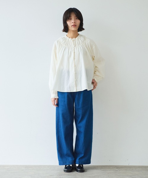 bulle de savon（ビュルデサボン）の「●コットン/シルク ローン ギャザーブラウス（シャツ/ブラウス・レディース・アイボリー/サックスブルー・FREE）」の9枚目の写真