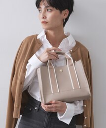 【軽量/2WAY】ラインテープスクエアミドルトートバッグ