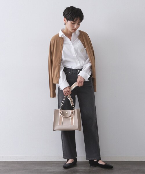 OPAQUE.CLIP（オペークドットクリップ）の「【軽量／2WAY】ラインテープスクエアミドルトートバッグ（トートバッグ・レディース・ベージュ/ブラック/チャコールグレー・00）」の8枚目の写真