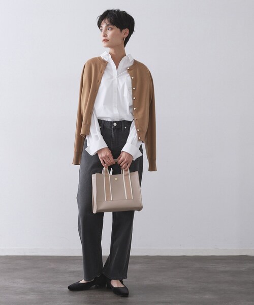 OPAQUE.CLIP（オペークドットクリップ）の「【軽量／2WAY】ラインテープスクエアミドルトートバッグ（トートバッグ・レディース・ベージュ/ブラック/チャコールグレー・00）」の9枚目の写真