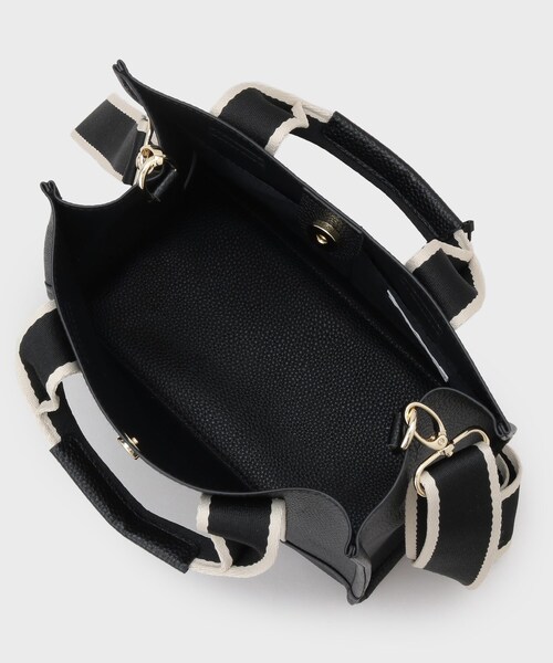 OPAQUE.CLIP（オペークドットクリップ）の「【軽量／2WAY】ラインテープスクエアミドルトートバッグ（トートバッグ・レディース・ベージュ/ブラック/チャコールグレー・00）」の20枚目の写真