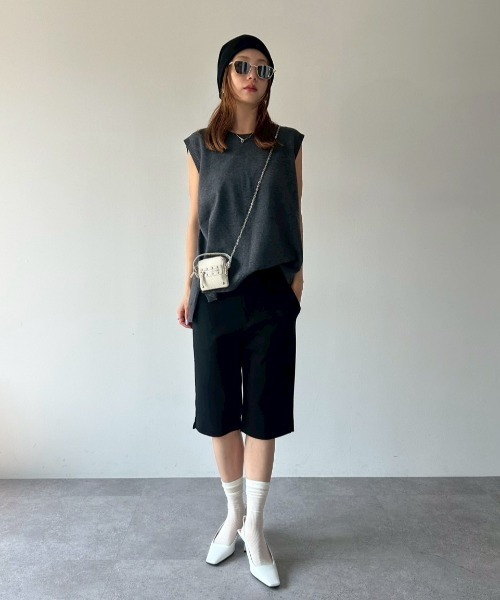 HANNE(アン)の「バックスリットニットベスト(ニット/セーター・レディース・ベージュ/グレー・FREE)」の22枚目の写真