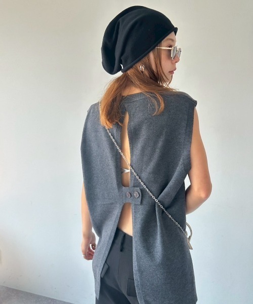 HANNE(アン)の「バックスリットニットベスト(ニット/セーター・レディース・ベージュ/グレー・FREE)」の17枚目の写真