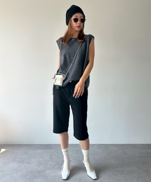 HANNE(アン)の「バックスリットニットベスト(ニット/セーター・レディース・ベージュ/グレー・FREE)」の21枚目の写真