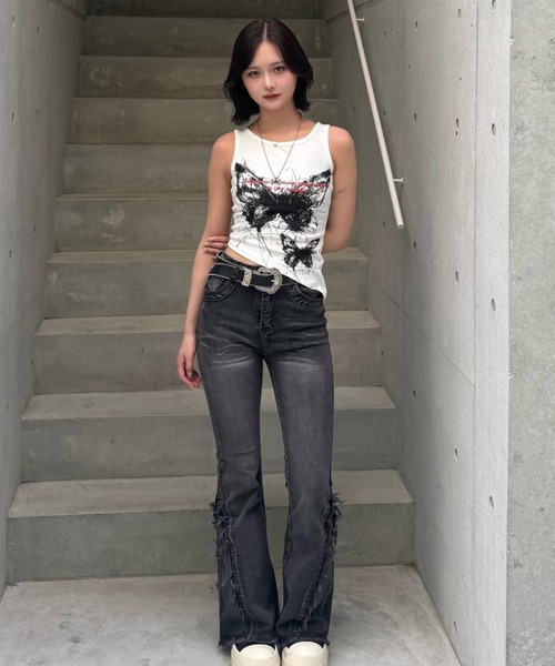 ZIPPER CLUB(ZIPPER CLUB ジッパークラブ)の「アシンメトリーバタフライトップス(Tシャツ/カットソー・レディース・ブラック/ホワイト・LARGE/MEDIUM/SMALL)」の6枚目の写真
