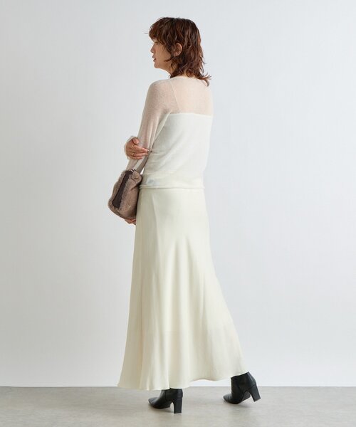 RIVE DROITE（リヴドロワ）の「【ニュアンスをプラス】カシミヤ混ウールシアークルーニット（ニット/セーター・レディース・グレー/オフホワイト/ピンク・FREE）」の4枚目の写真