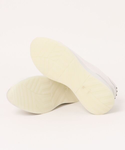 J&M Davidson（ジェイアンドエムデヴィッドソン）の「厚底ジップアップスニーカー（スニーカー・レディース・ブラック/グレイッシュベージュ/グリーン/ホワイト・23.0cm/23.5cm/24.0cm/24.5cm/22.5cm）」の6枚目の写真