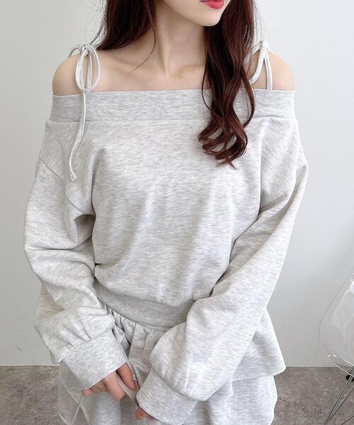 INGNI（イング）の「肩リボンオフショルスウェットトップス(セットアップ対応)（スウェット・レディース・グレー/ブラック/オートミール/ブラウン・M）」の4枚目の写真
