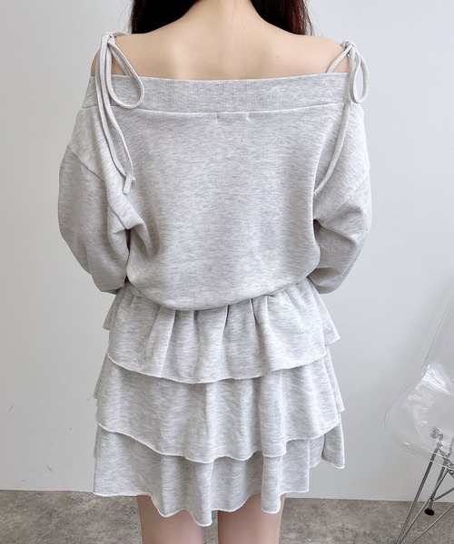 INGNI（イング）の「肩リボンオフショルスウェットトップス(セットアップ対応)（スウェット・レディース・グレー/ブラック/オートミール/ブラウン・M）」の7枚目の写真