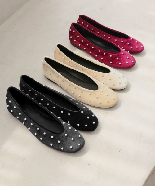 DONOBAN（ドノバン）の「パールベロアパンプス（パンプス・レディース・アイボリー/ブラック/ワイン・35/37/39）」の9枚目の写真