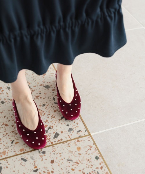 DONOBAN（ドノバン）の「パールベロアパンプス（パンプス・レディース・アイボリー/ブラック/ワイン・35/37/39）」の18枚目の写真