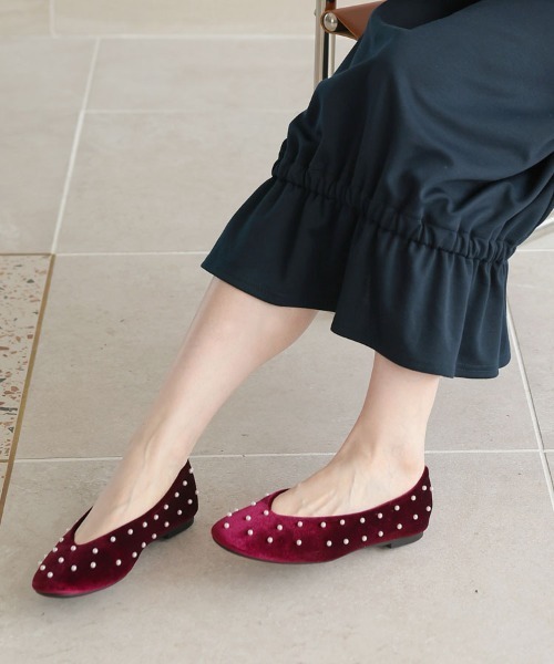 DONOBAN（ドノバン）の「パールベロアパンプス（パンプス・レディース・アイボリー/ブラック/ワイン・35/37/39）」の19枚目の写真