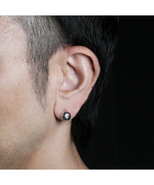 STAR WARS（スターウォーズ）の「STAR WARS/スターウォーズ 「デス・スター」ピアス（ピアス（片耳用）・メンズ・シルバー・ONE SIZE）」の2枚目の写真