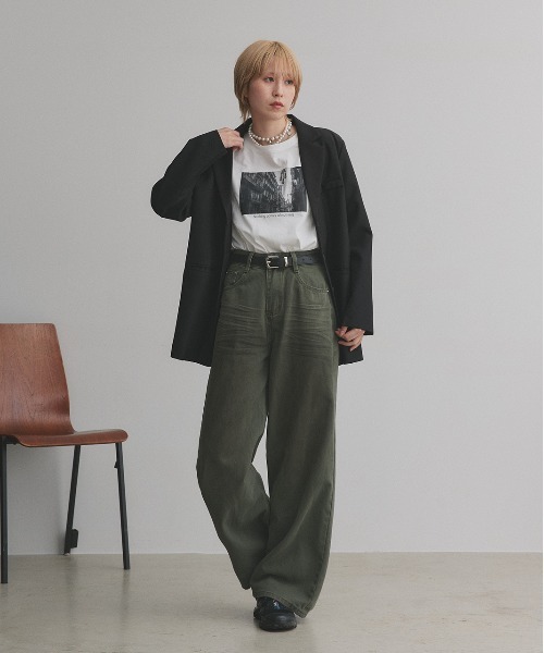 ad thie(アドティエ)の「ヴィンテージライク グラデーションデニムパンツ(デニムパンツ・レディース・ブラック/カーキ・MEDIUM/LARGE)」の17枚目の写真