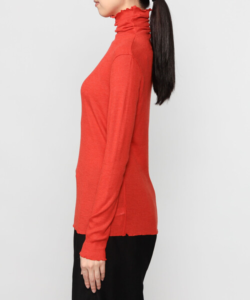 TICCA（ティッカ）の「TICCA | ウールシルク ボトルネックプルオーバー WOMEN（Tシャツ/カットソー・レディース・アイボリー/ブルー/レッド/ネイビー・F）」の11枚目の写真