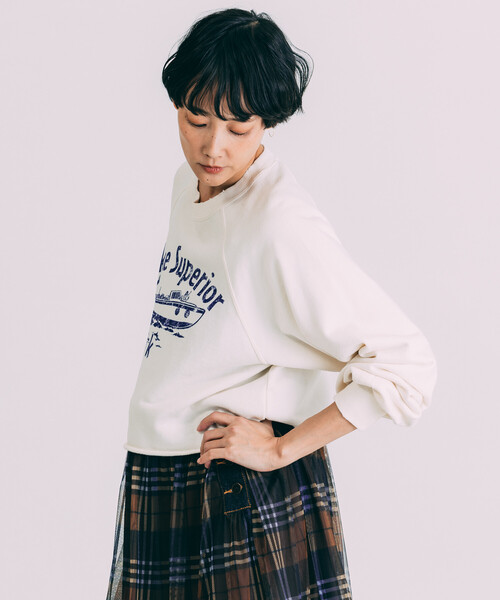 Freada（フリーダ）の「Freada/フリーダ グランジ カットオフ 短丈スウェット（スウェット・レディース・ブラック/ホワイト/グレー・ONE SIZE）」の7枚目の写真