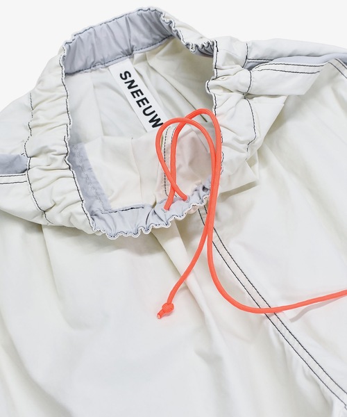 sneeuw(スニュウ)の「タックドローパンツ(その他パンツ・レディース・ホワイト/グリーン・1/3)」の15枚目の写真