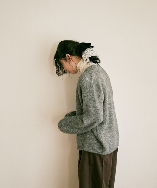 Lutim by u（ルチバイユー）の「Velour lace over scrunchie / ベロアレースオーバーシュシュ（シュシュ・レディース・ブラック・FREE）」の5枚目の写真