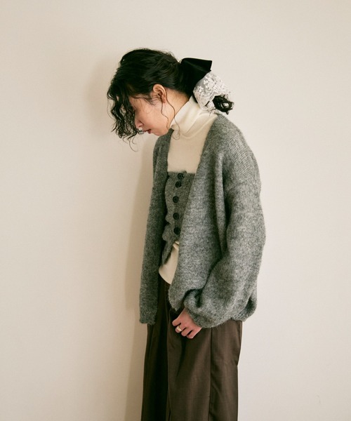 Lutim by u（ルチバイユー）の「Velour lace over scrunchie / ベロアレースオーバーシュシュ（シュシュ・レディース・ブラック・FREE）」の7枚目の写真