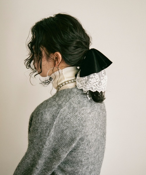 Lutim by u（ルチバイユー）の「Velour lace over scrunchie / ベロアレースオーバーシュシュ（シュシュ・レディース・ブラック・FREE）」の10枚目の写真