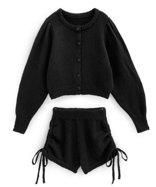ViViDAY（ビビデー）の「【上下2点セット】ボリューム袖ニットカーディガン＋サイドリボンニットショートパンツ（セットアップ・レディース・ブラック/グレー・M）」の2枚目の写真