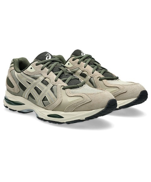 ASICS(アシックス)の「ASICS GEL-K1011(アシックス ゲル-K1011)(スニーカー・メンズ・ベージュ系/ブラック系・23cm/29cm/25.5cm/26cm/26.5cm/27cm/27.5cm/28cm/28.5cm/23.5cm/24cm/24.5cm/25cm)」の2枚目の写真