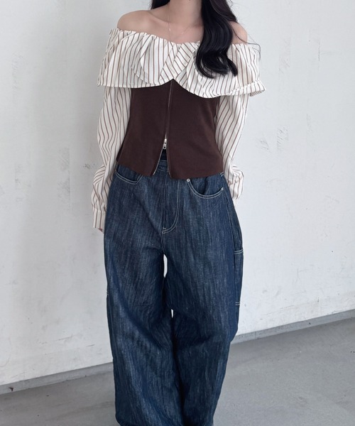nemne store(ネンネストア)の「ストライプカラーオフショルトップス(シャツ/ブラウス・レディース・ブラウン/ネイビー/グレー・フリー)」の3枚目の写真