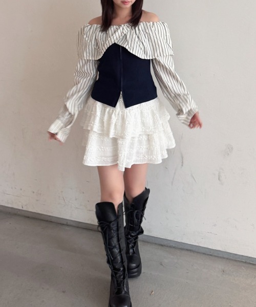 nemne store(ネンネストア)の「ストライプカラーオフショルトップス(シャツ/ブラウス・レディース・ブラウン/ネイビー/グレー・フリー)」の4枚目の写真