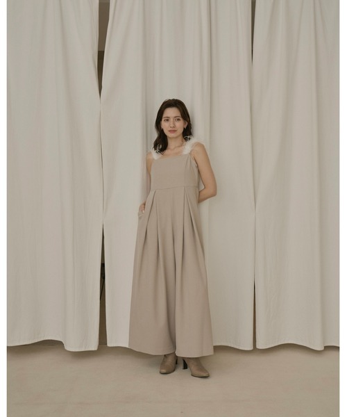 NOTREemor（ノートルエモア）の「shoulder fur all in one（ワンピース・レディース・キナリ/ダークブラウン・SMALL/MEDIUM）」の17枚目の写真